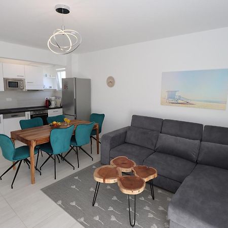 Appartement Emmi Nemira Omiš Extérieur photo
