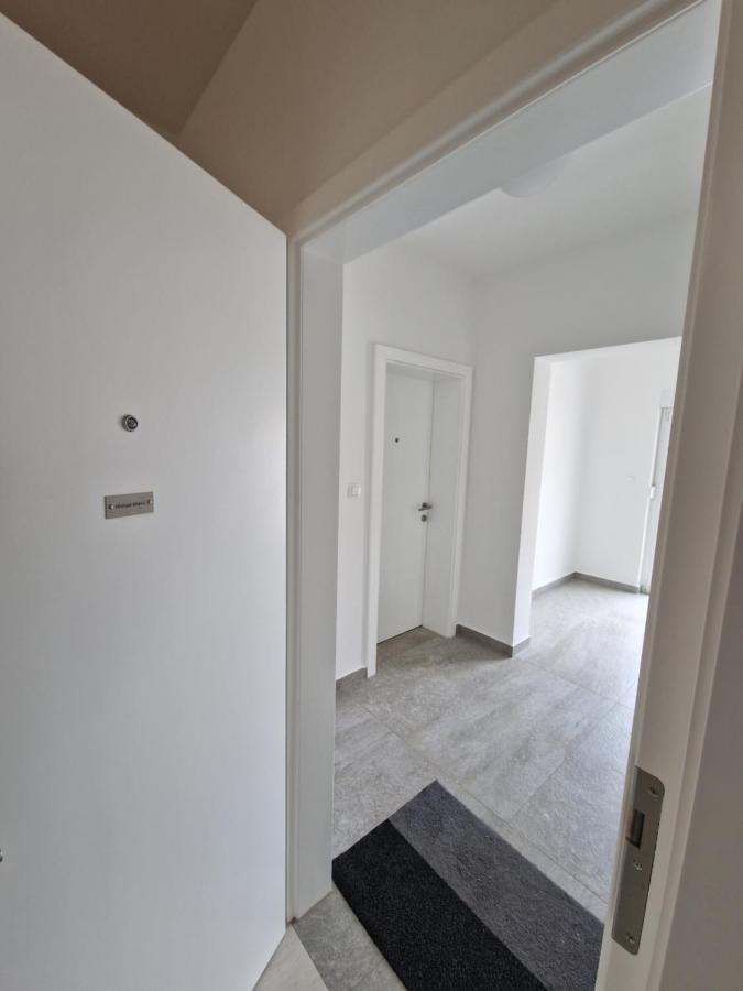 Appartement Emmi Nemira Omiš Extérieur photo