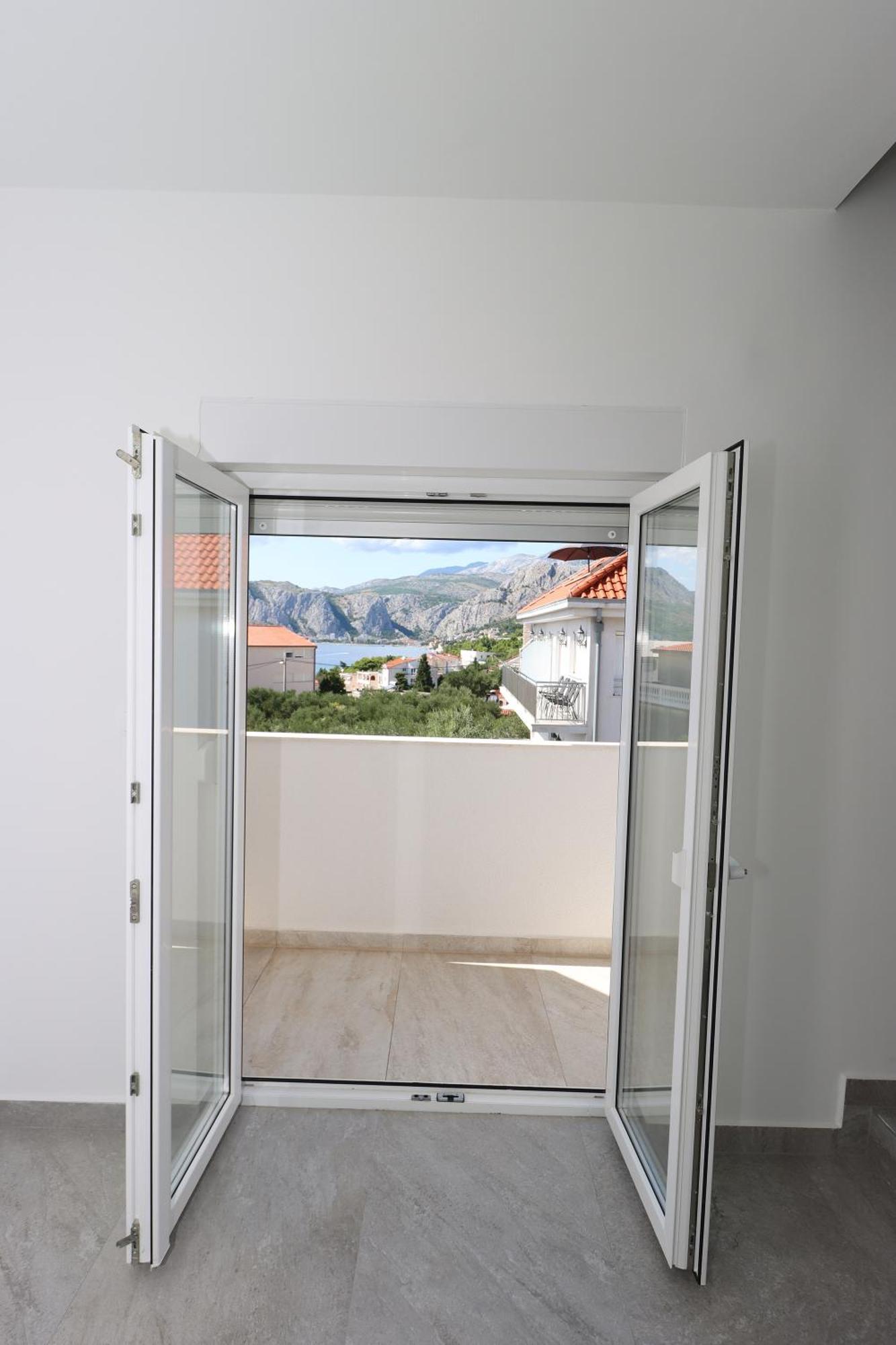 Appartement Emmi Nemira Omiš Extérieur photo